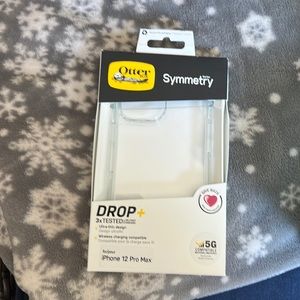 Otter box Clear case 12 Pro Max